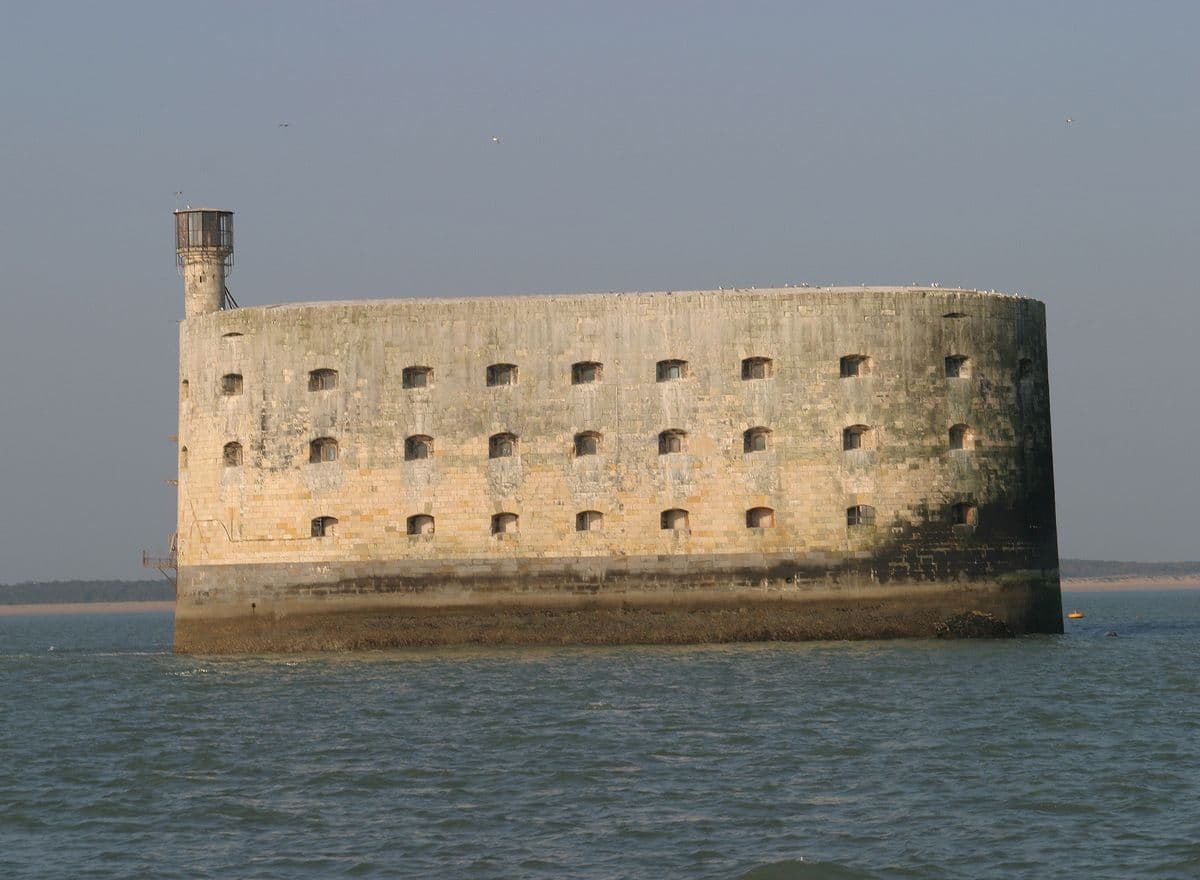 "Fort Boyard" : alors que l'édifice est en danger, heureuse nouvelle pour France Télévisions