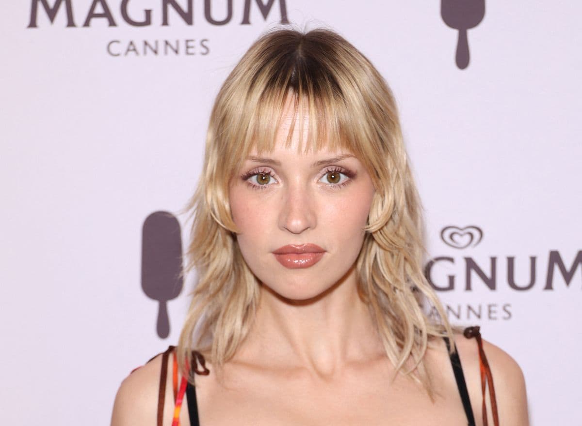 Angèle annule sa participation aux NRJ Music Awards : découvrez pourquoi 