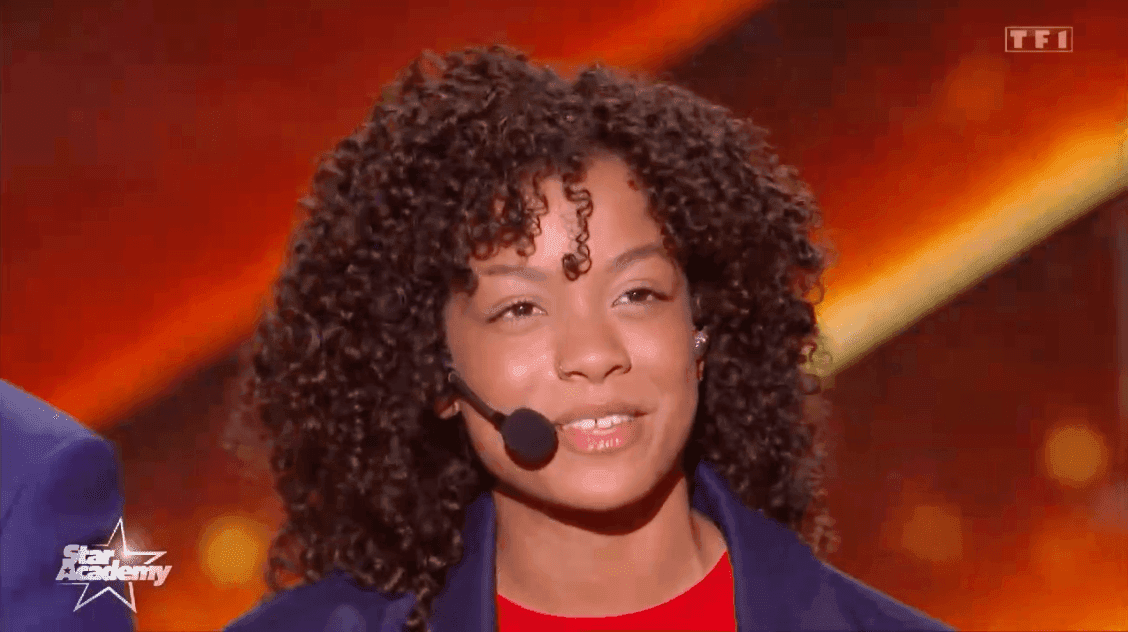 Isabella lors de son premier prime de la "Star Academy".