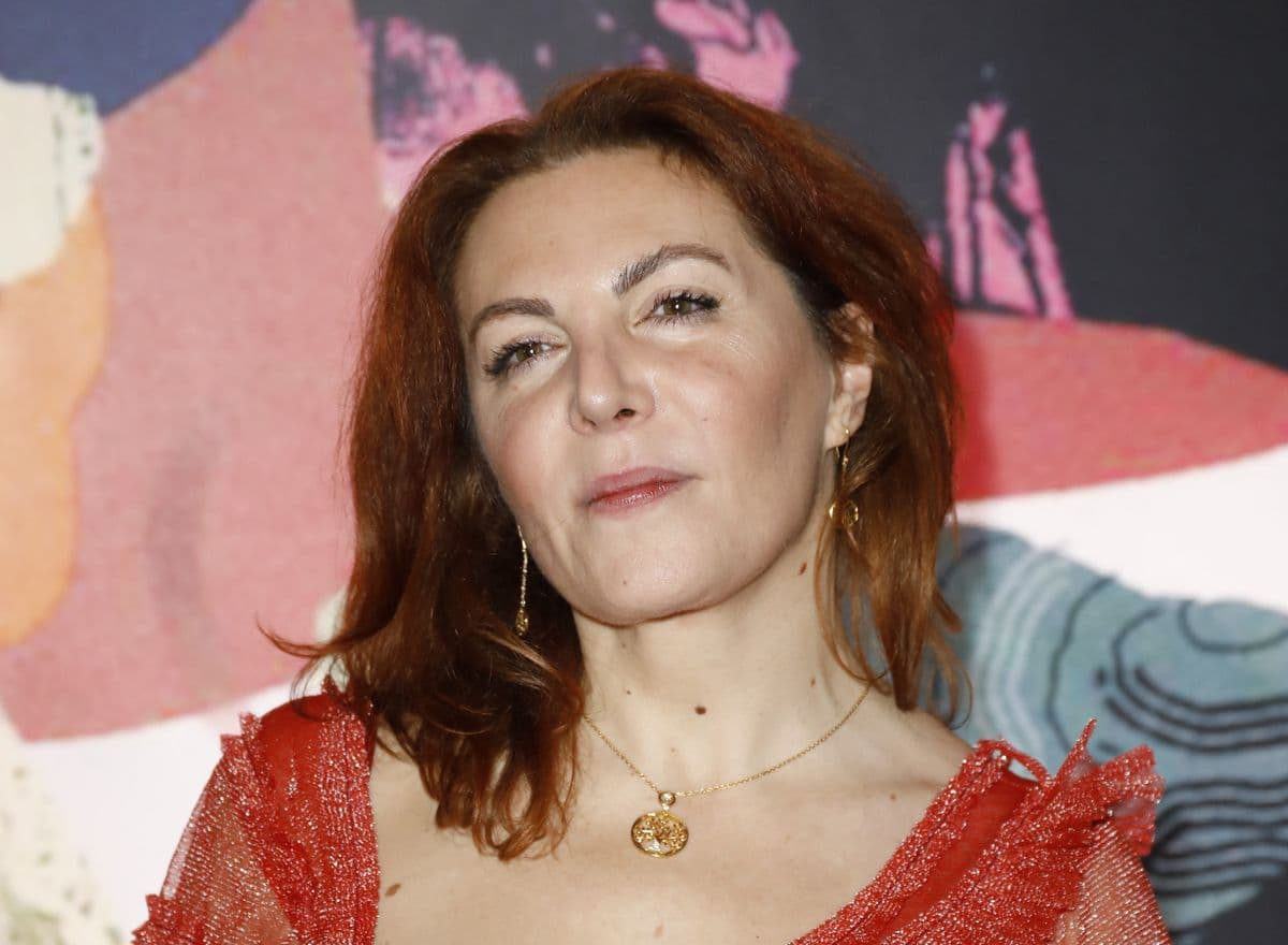 Anne-Elisabeth Blateau : la comédienne de "Scènes de ménages" interpellée en état d’ivresse