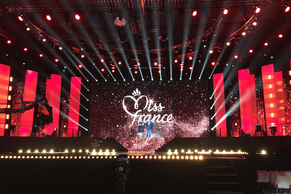 TF1